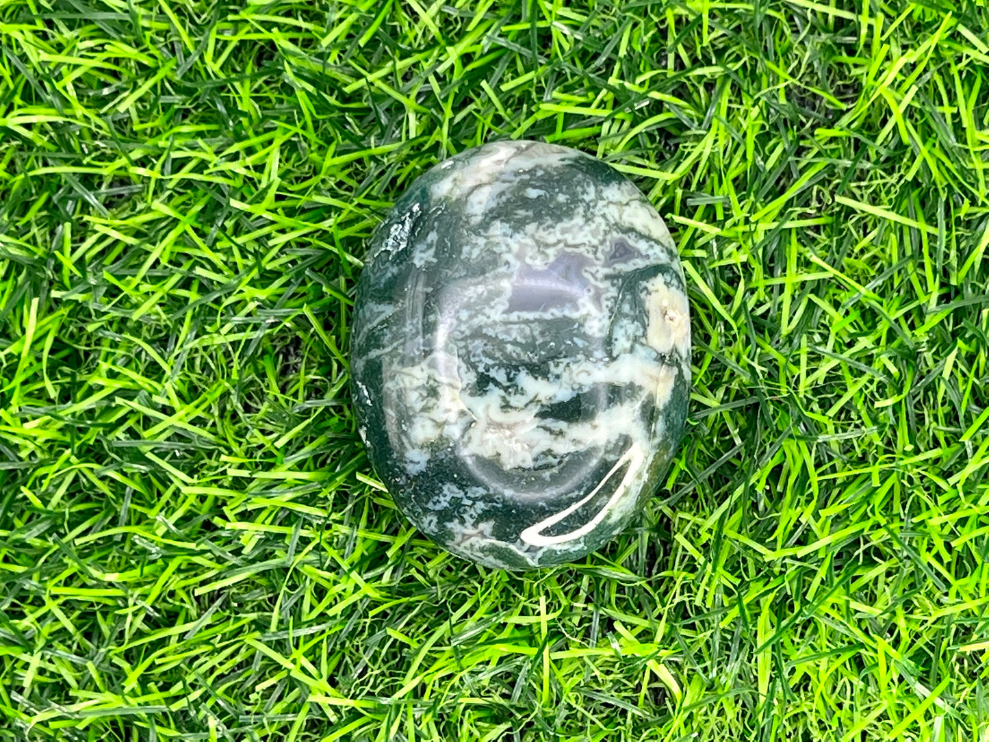 Moss Agate Palm Stone