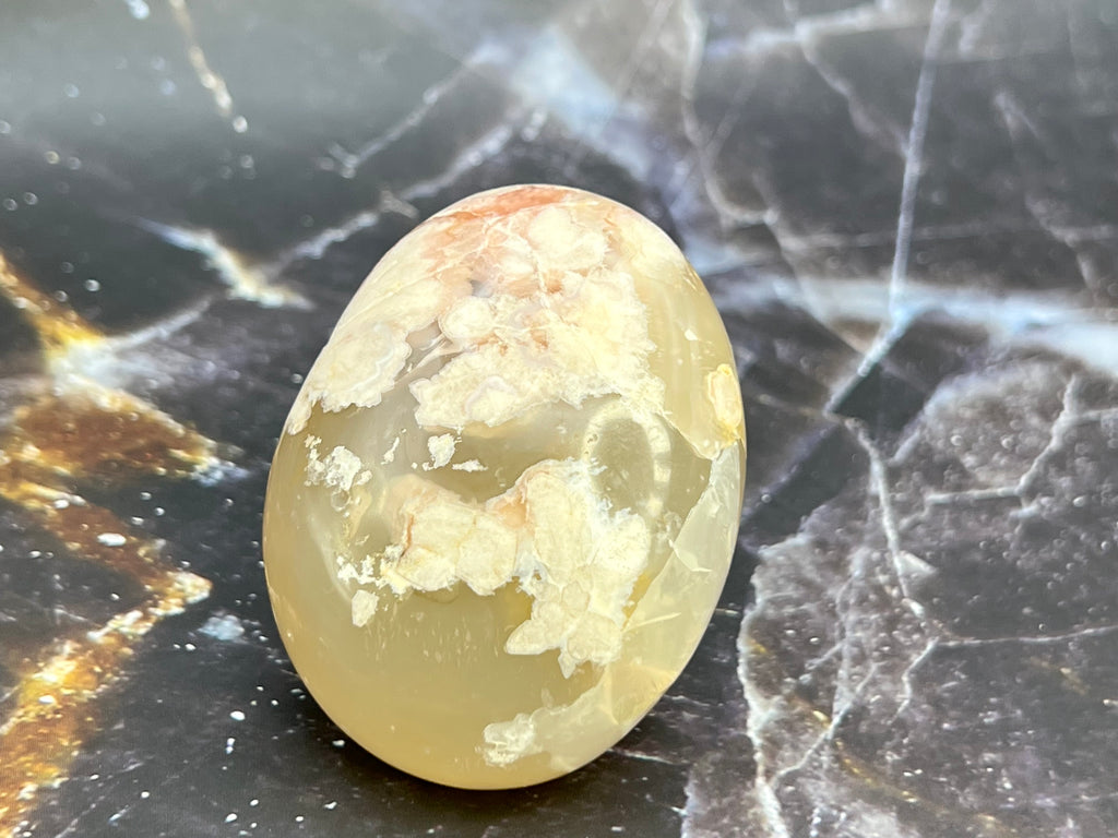 Flower Agate Palm Stone
